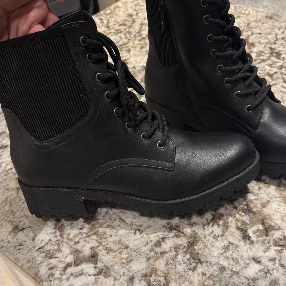 Vepose Black Combat Boots